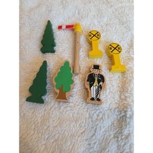 Thomas & Friends ACCESSORIES Lot Trees Signs Sir Topham Hatt Wooden Train